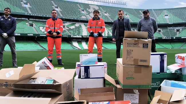 ¡Gran gesto! Real Betis donó su material médico a hospital de España