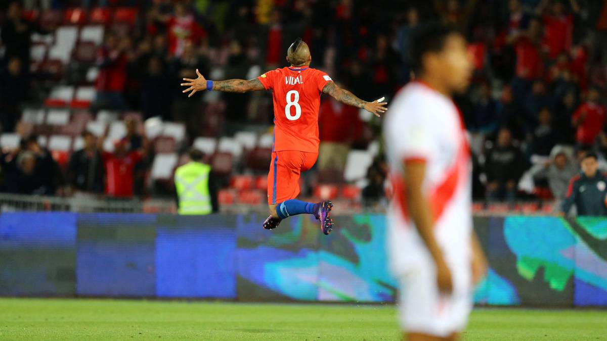 Arturo Vidal vibró en cuarentena con el recuerdo de un golazo a Perú