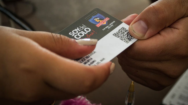 CSyD Colo Colo omitirá pago de cuotas a los socios más afectados económicamente