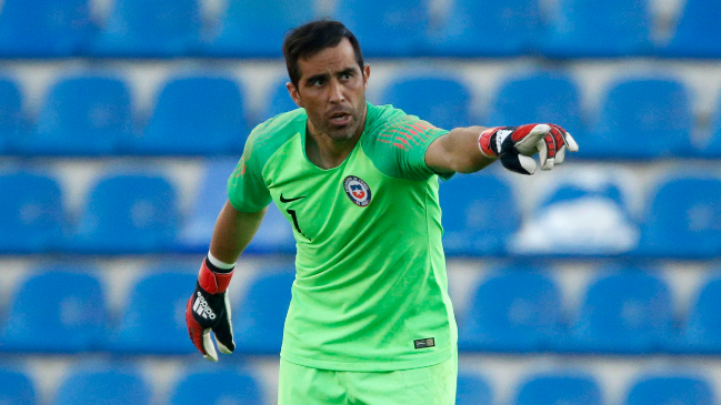 Claudio Bravo aconsejó a quedarse en casa por el coronavirus con potente chilenismo