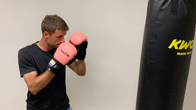 Plantel de Bayern Munich lleva a cabo sesiones de ciberentrenamiento durante cuarentena