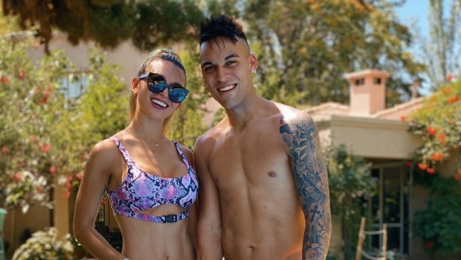 Novia de Lautaro Martínez lo tiene en forma con exigente rutina en cuarentena