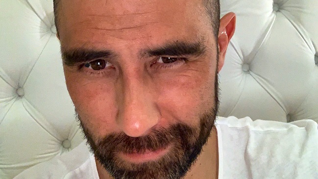 Manchester City destacó la nueva faceta de “barbero” de Claudio Bravo