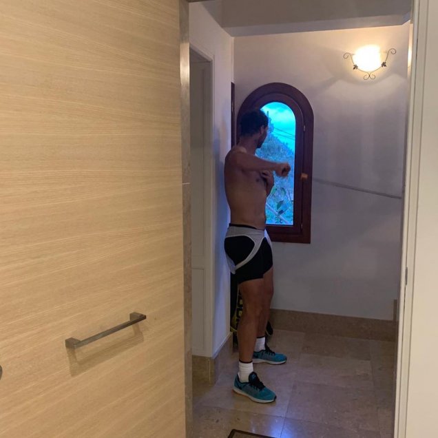 Rafael Nadal pasa la cuarentena entrenando y cocinando en su casa