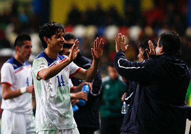 Se cumplieron nueve años del golazo de tiro libre de Matías Fernández a Portugal