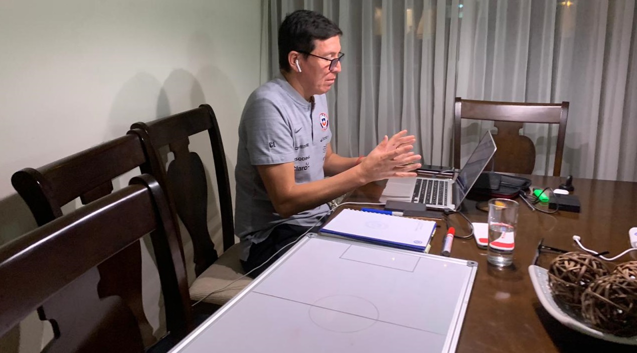 DT de la Roja sub 17 mantiene la preparación del plantel con charlas audiovisuales