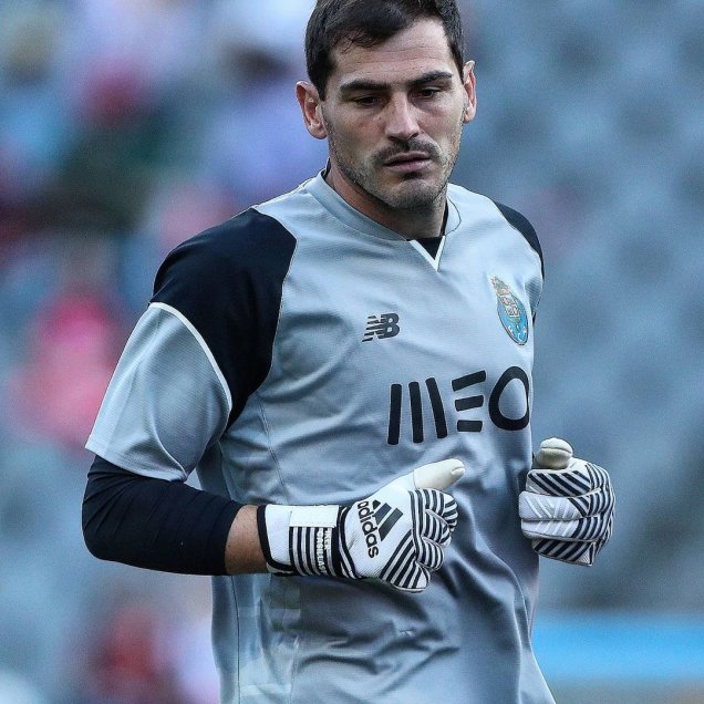 El radical cambio de look de Iker Casillas que sorprendió en redes sociales