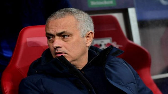 José Mourinho dirigirá por internet los entrenamientos de Tottenham