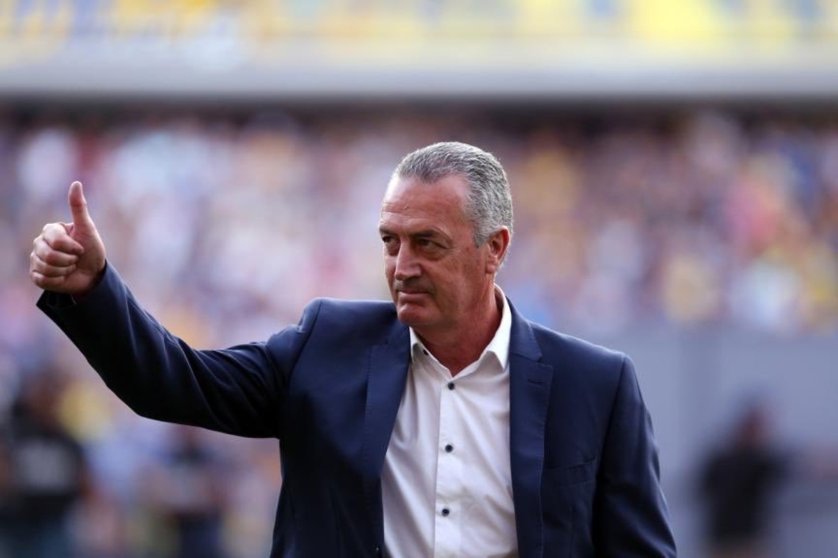 Espina: En ningún momento llegamos a conversar con Gustavo Alfaro