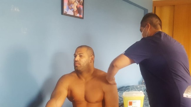 Deportistas residentes en el Centro de Alto Rendimiento fueron vacunados contra la influenza