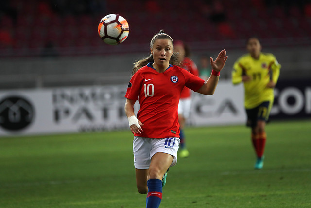 El desafío que mandó Yanara Aedo: Dominar la pelota en una silla