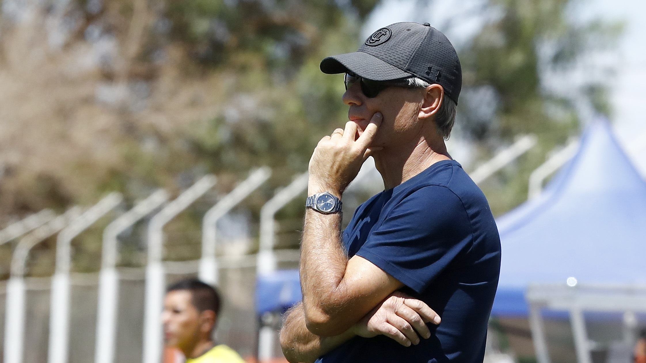 Ariel Holan: En la UC nos dijeron que por el momento no habrá cambios en los sueldos