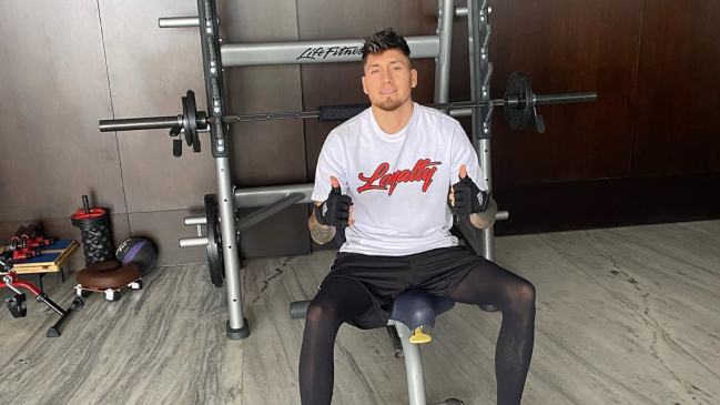 ¡Un nuevo paso! Nicolás Castillo mostró su entrenamiento físico en medio de su rehabilitación