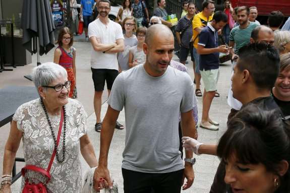 Madre de Josep Guardiola falleció por coronavirus