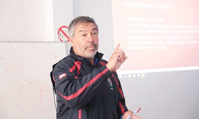 Ex jefe técnico de las divisiones menores de Unión Española: Mi despido no tiene sentido