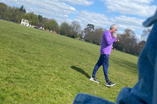 Mourinho rompió la cuarentena para entrenar con jugadores de Tottenham en una plaza
