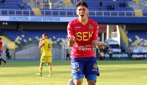 Carlos Palacios: En Unión Española quieren que participe en el torneo de PES de la ANFP