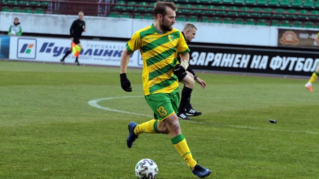 ¿Quién dijo que no hay fútbol? Neman Grodno igualó con el colista Belshina en la liga bielorrusa