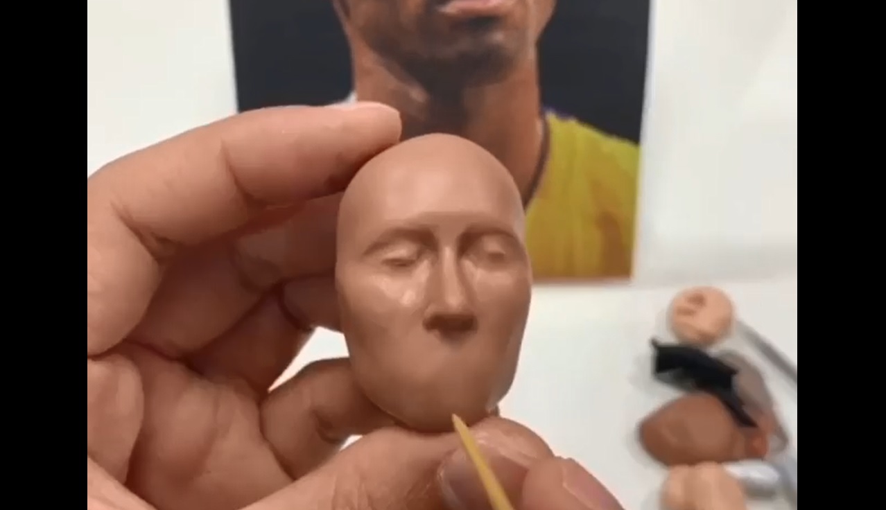 Artista chino creó impresionante escultura en miniatura de Kobe Bryant