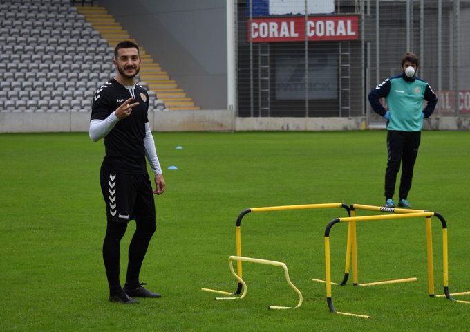 Club portugués volvió a las prácticas con estrictas medidas de seguridad