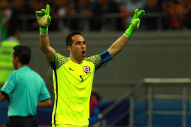 Marcelo Díaz incluyó a tres seleccionados chilenos en su equipo ideal de baby fútbol