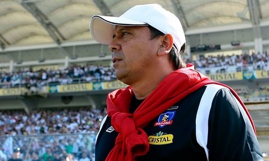 Luis Pérez: En mi tercer interinato como técnico en Colo Colo me ilusioné con seguir