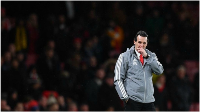 Medio inglés aseguró que ex DT de Arsenal Unai Emery tuvo una relación con dos mujeres a la vez