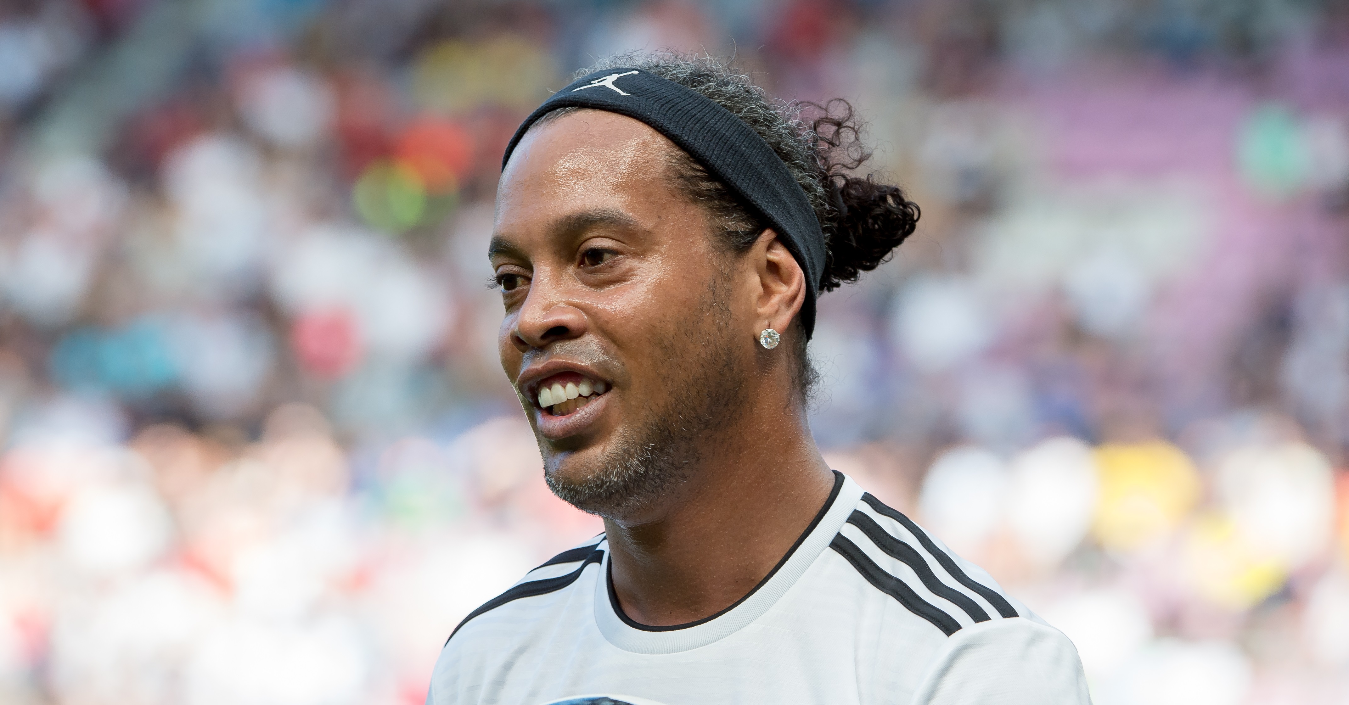 Policía paraguaya detuvo a presunto implicado en el caso que tiene recluido a Ronaldinho