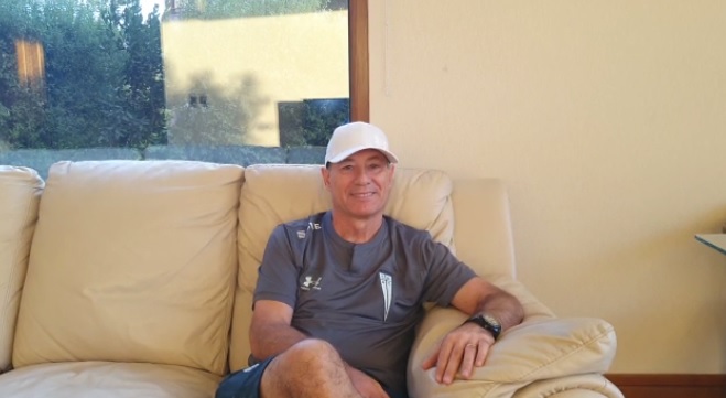 El saludo de Ariel Holan por el aniversario de la UC: Feliz cumpleaños cruzados