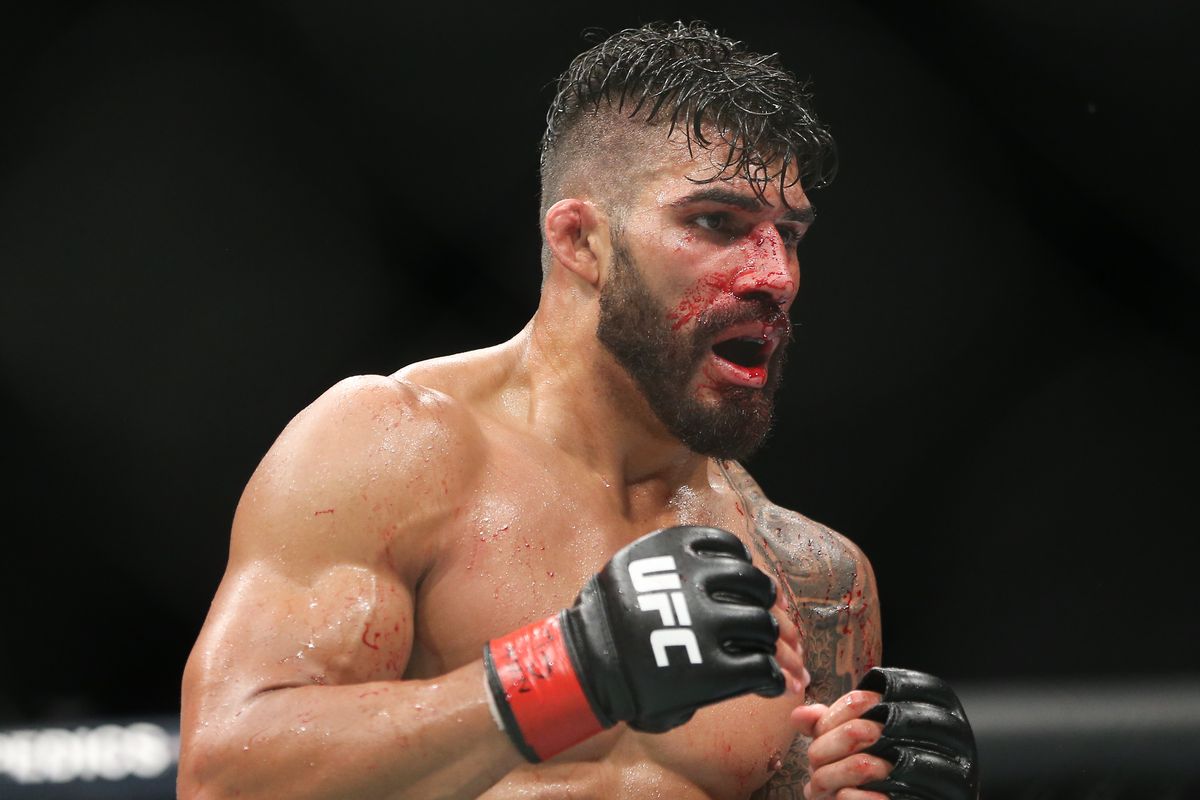 Peleador de la UFC ocultó que se contagió de coronavirus y fingió estar lesionado