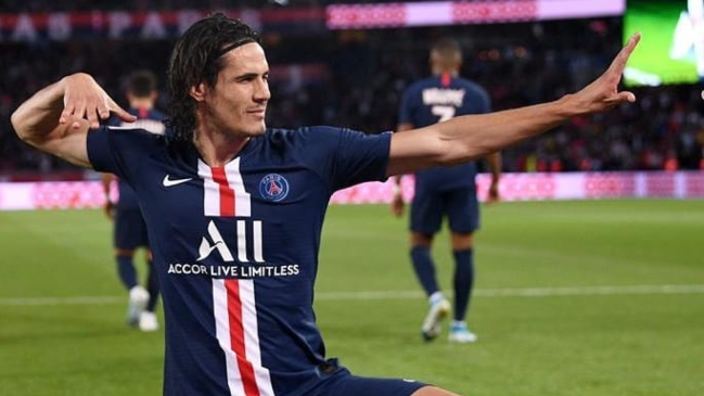 Edinson Cavani apunta a quedarse en PSG pese a numerosas ofertas en Europa