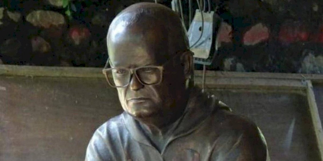 Marcelo Bielsa tiene su propia estatua en Inglaterra