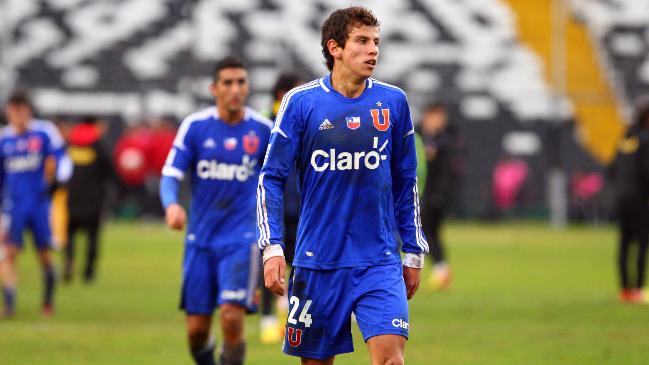 Igor Lichnovsky publicó emotiva imagen de su infancia con la camiseta de Universidad de Chile