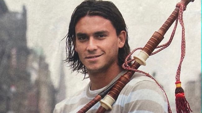 Mauricio Pinilla recordó pintoresca foto de su etapa en el fútbol escocés