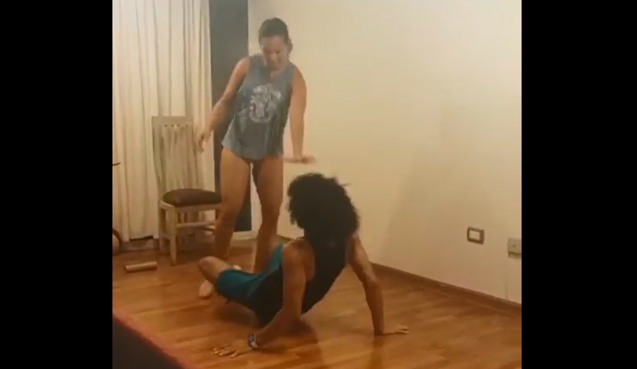 Eduard Bello no se guardó nada compitiendo con su señora en cuarentena: Nos jugamos la vida