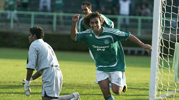 Un día como hoy: Jorge Valdivia se alzó como ídolo de Palmeiras en la final del Paulistao 2008
