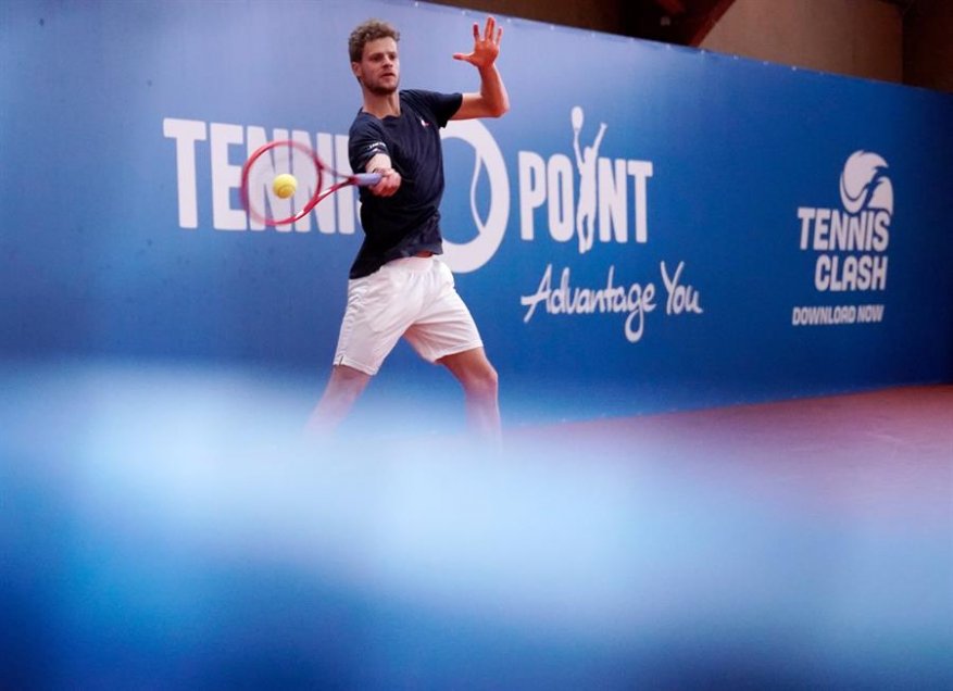 El curioso premio que ganó un tenista alemán en duelo de exhibición sin público