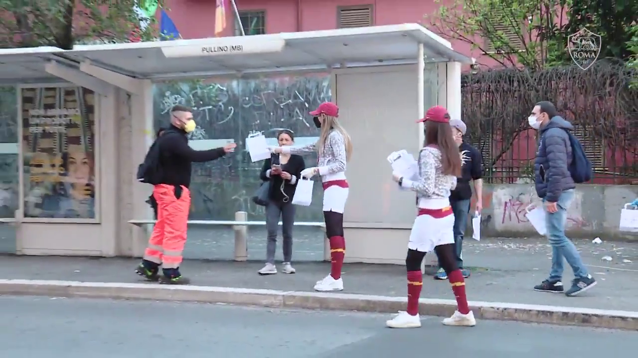 AS Roma regaló mascarillas, guantes y alcohol gel para el proceso de desconfinamiento