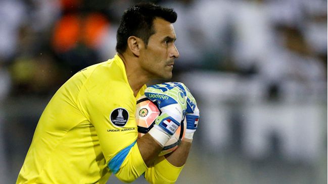 Justo Villar: Estuve en un conflicto de la directiva en Colo Colo, pero mi lado era con los jugadores