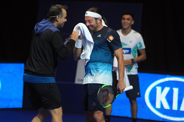 Massú y González encabezan campaña de Educación del Coch en tiempos de pandemia