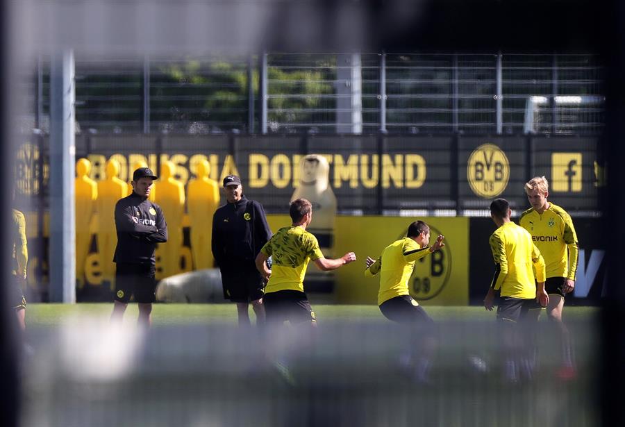 Borussia Dortmund alista su retorno a las canchas con Haaland a la cabeza