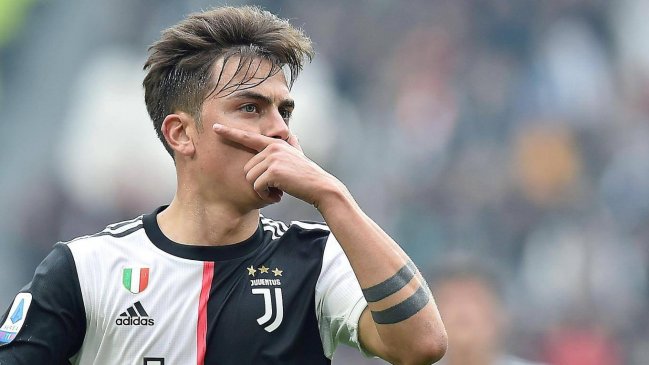 Paulo Dybala: Ronaldinho siempre fue mi ídolo y hace poco pude conseguir una camiseta suya