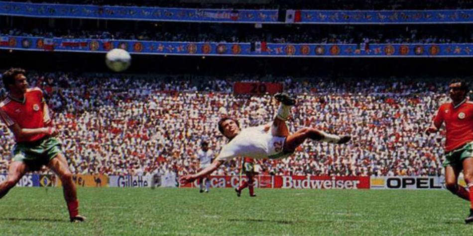 Histórico jugador mexicano autor del “gol más lindo” en mundiales dio positivo por coronavirus