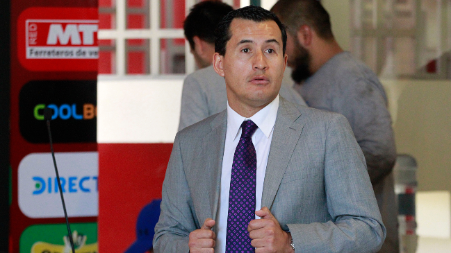 Enrique Osses por la suspensión del fútbol: Hay árbitros con problemas económicos.