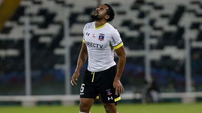 Felipe Flores y bromas a Beausejour por ser de la U: En las duchas le decíamos que no llorara