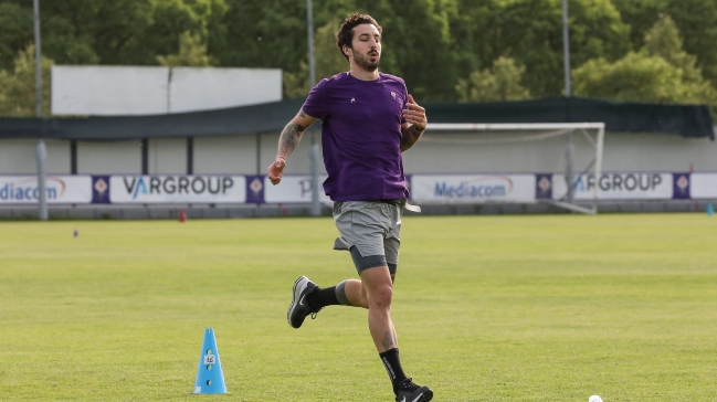 Fiorentina seguirá con sus entrenamientos tras aislar a jugadores con COVID-19