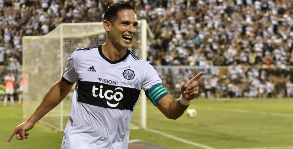 Autoridades paraguayas inspeccionarán estadios para evaluar retorno del fútbol