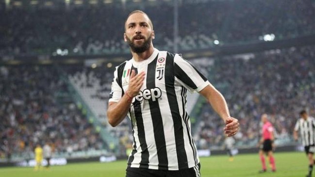 Medio italiano: Gonzalo Higuaín puede adelantar su retiro del fútbol