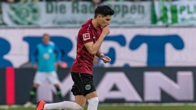 Delantero hijo de padre chileno fichó en club de la Premier League