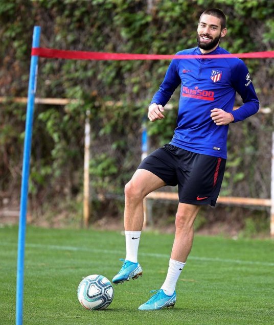 Atlético de Madrid sigue con sus trabajos personalizados en cancha